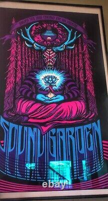 Original Brad Klausen Signed 145 / 219 Soundgarden Serigraph poster 2010 Chicago