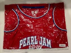PEARL JAM BASKETBALL JERSEY LARGE PHILADELPHIA 76ers 2024 PHILLY 33 WELLS FARGO
