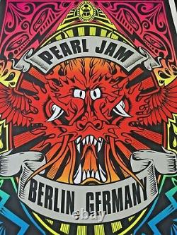 PEARL JAM BERLIN 2014 Screened RARE Official Poster Print TAZ 24X36