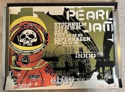 Pearl Jam 2000 Roskilde StockholmOsloCopenhagen Near Mint 84 Signed G2U
