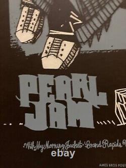 Pearl Jam Grand Rapids 2006 Poster Ames Bros Mint 5/19/2006 13 x 30