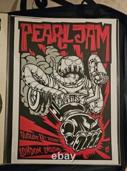 Pearl Jam Poster 2009 London, England Acorn Mint