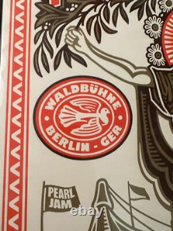 Pearl Jam Poster Berlin 2022 Florian Schommer Show Edition