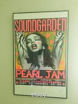 Pearl Jam/Soundgarden Lithograph Second Printing. Rare